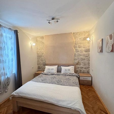 Cozy Little House Kotor Apartment Exterior photo
