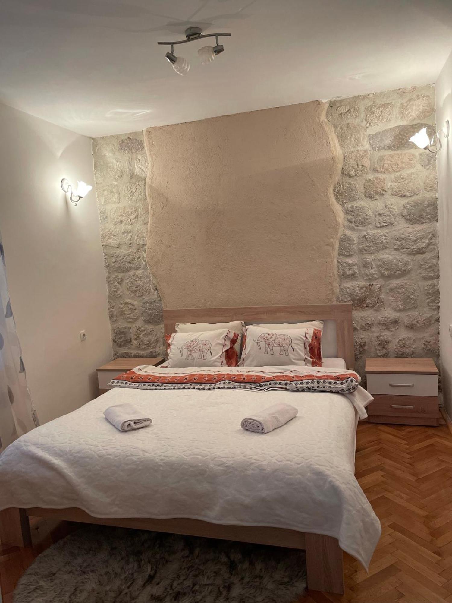 Cozy Little House Kotor Apartment Exterior photo